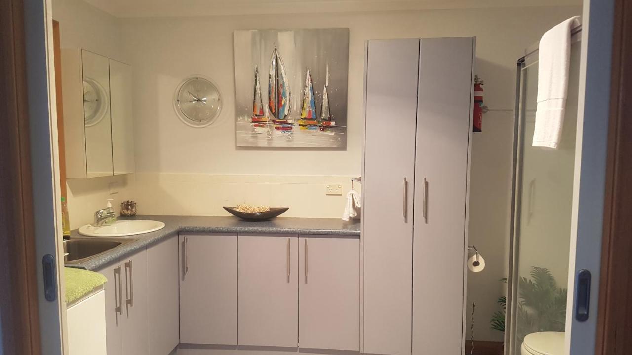 Lewisham Lewi Waters B&B 외부 사진